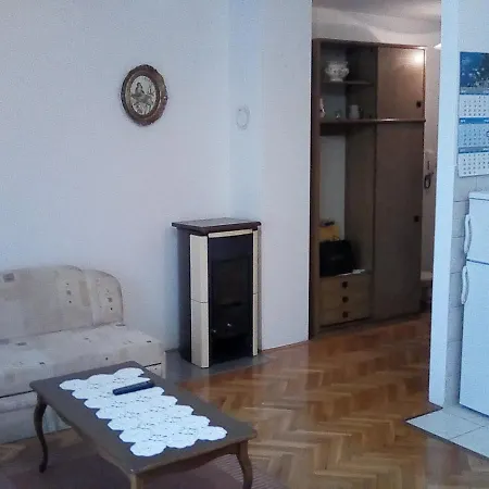 17675a Crikvenica