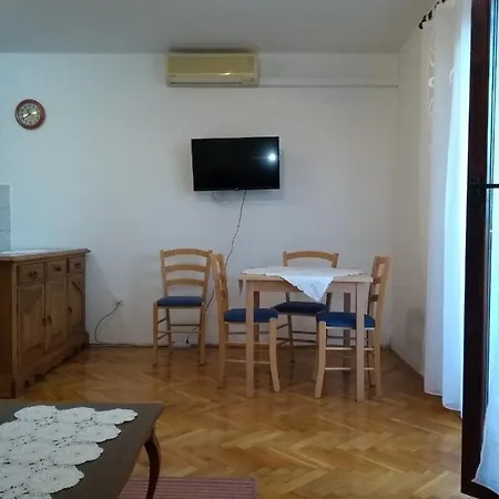 17675a Apartmán